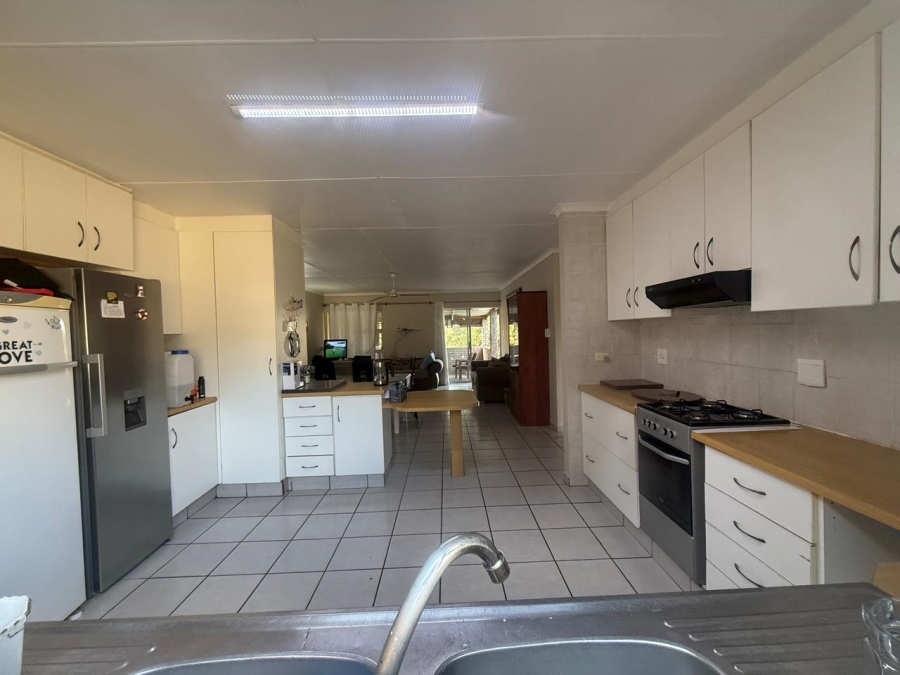 4 Bedroom Property for Sale in Riverside Western Cape